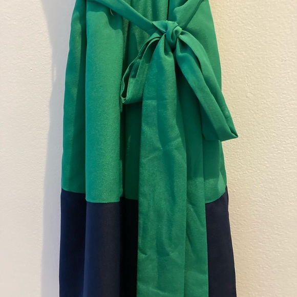 Donated to Women in Distress
Express Green halter dress with blue trim - Picture 4 of 4
